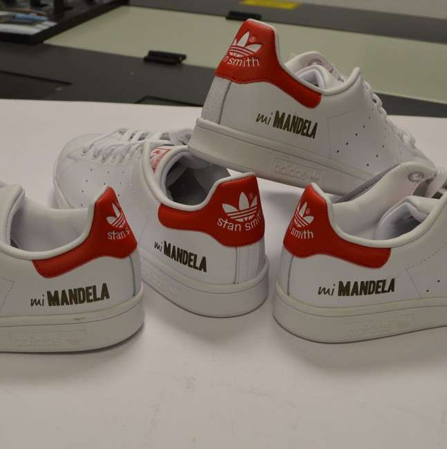 Laser marking trainers laser marking leather trainers